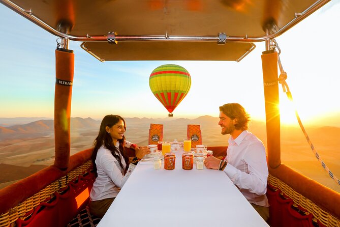 Petit-déjeuner en montgolfière au-dessus de Marrakech